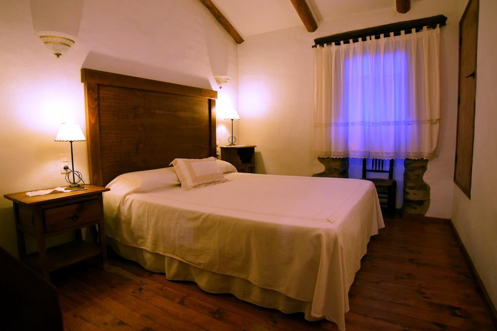 Puerto Roque Turismo Rural Villa Valencia de Alcantara Room photo